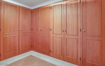 Property slide 40
