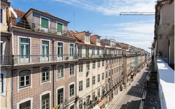 Property slide 16