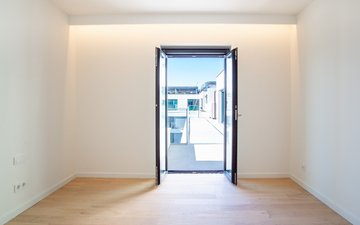 Property slide 16