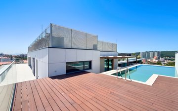 Property slide 22