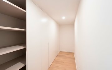 Property slide 40