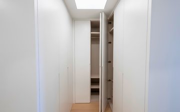 Property slide 50