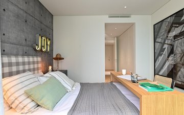 Property slide 25