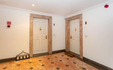 Property slide 20