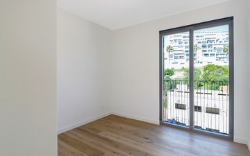Property slide 33