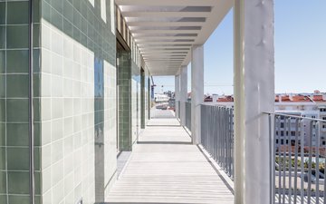 Property slide 20