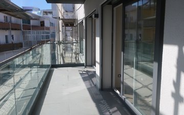 Property slide 16