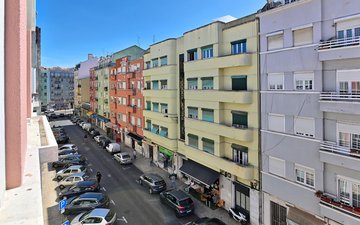 Property slide 10