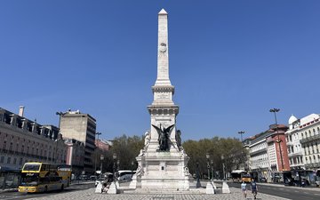Property slide 25