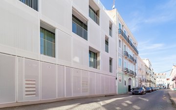 Property slide 37