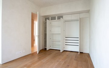 Property slide 17