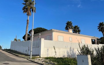 Property slide 25