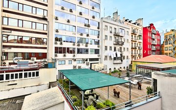 Property slide 18