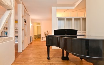 Property slide 17