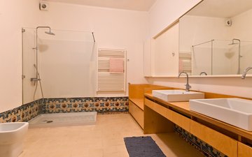 Property slide 20