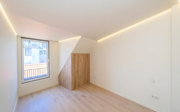Property slide 14