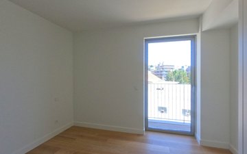 Property slide 4
