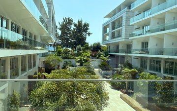 Property slide 14