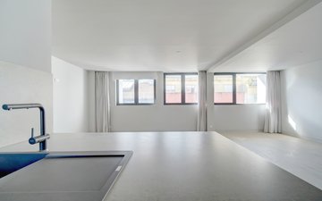 Property slide 10