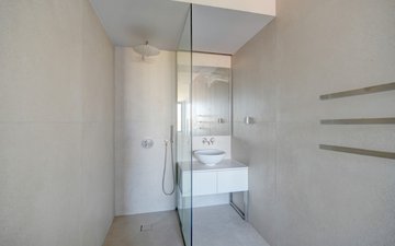 Property slide 16