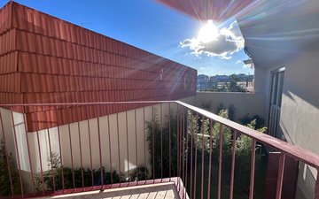 Property slide 15