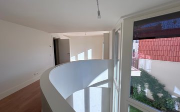 Property slide 16