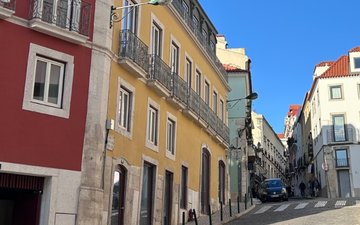 Property slide 16