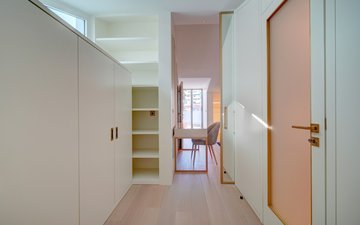 Property slide 16