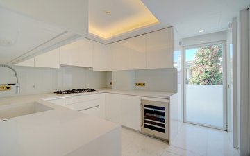 Property slide 19