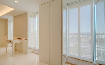Property slide 42