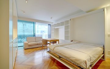 Property slide 10
