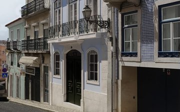 Property slide 8