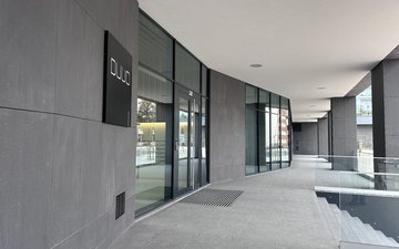 Property slide 32
