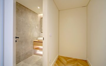 Property slide 22