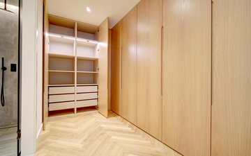 Property slide 31