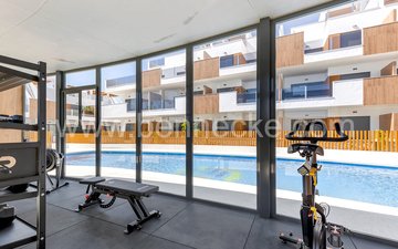 Slajd nieruchomości 24