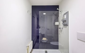 Property slide 20
