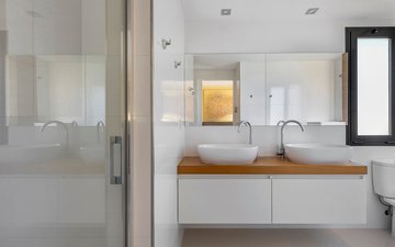 Property slide 25