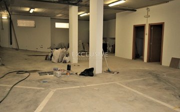 Property slide 16