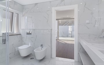 Property slide 18