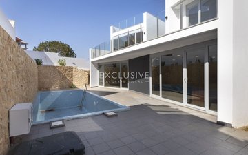 Property slide 20