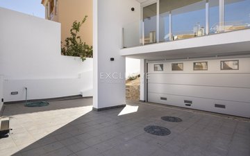 Property slide 28