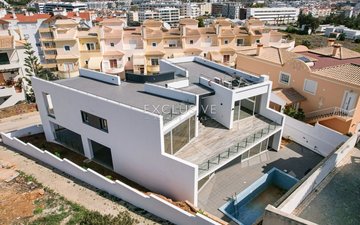 Property slide 31