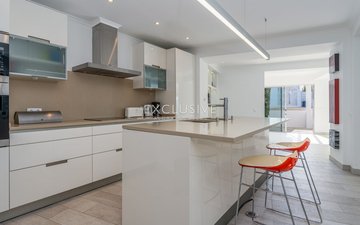 Property slide 20