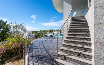 Property slide 22