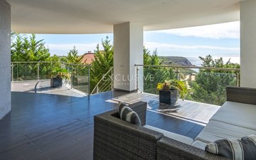 Property slide 21