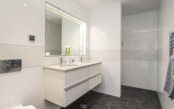 Property slide 19