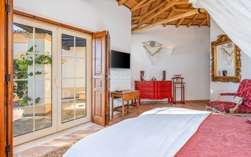 Property slide 19