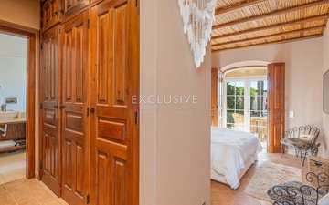 Property slide 16