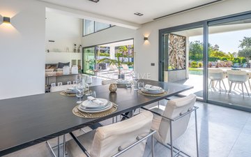 Property slide 18